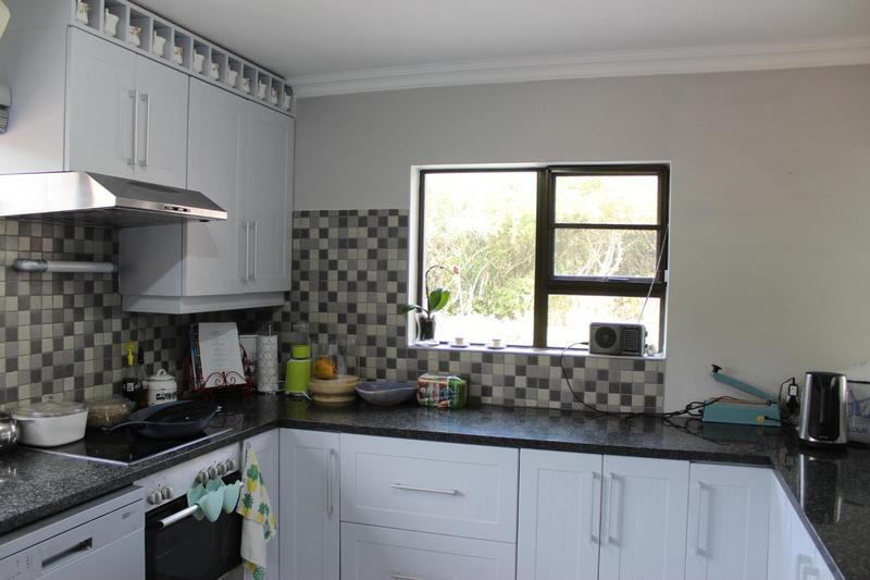 3 Bedroom Property for Sale in Hartenbos Landgoed Western Cape